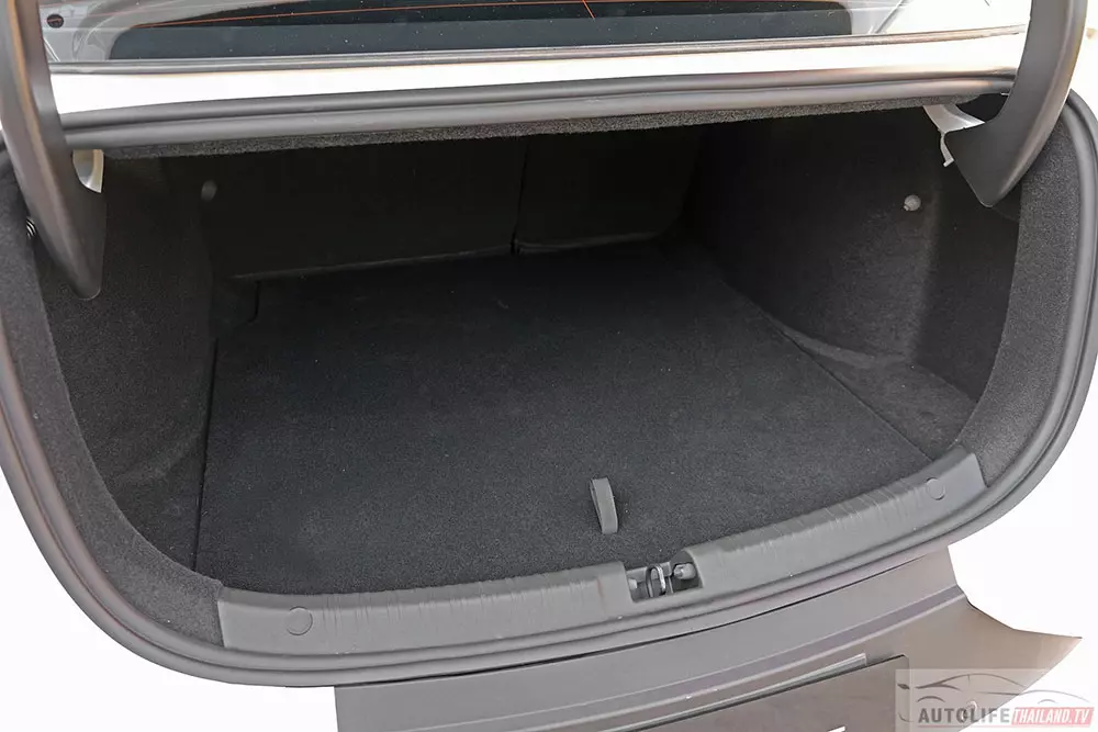 Khoang hành lý phía sau của BYD Seal 6 Khoang hành lý phía sau của BYD Seal 6