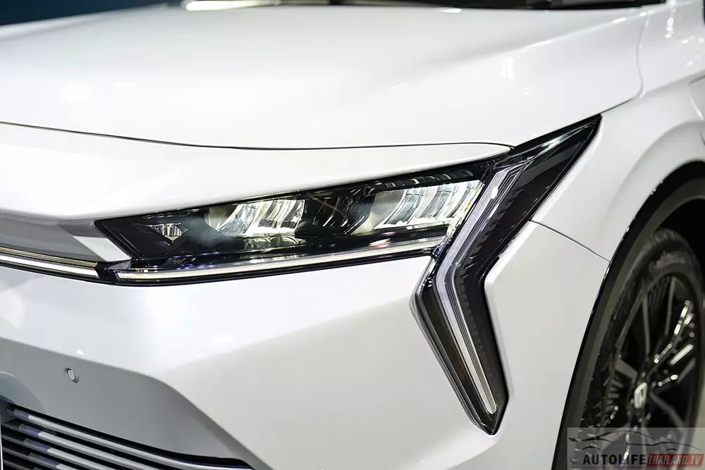 Honda e:N2 chính thức được bán ở Đông Nam Á, kích thước lớn hơn CR-V, giá từ 1,17 tỷ đồng - Ảnh 5. Honda e:N2 chính thức được bán ở Đông Nam Á, kích thước lớn hơn CR-V, giá từ 1,17 tỷ đồng - Ảnh 5.