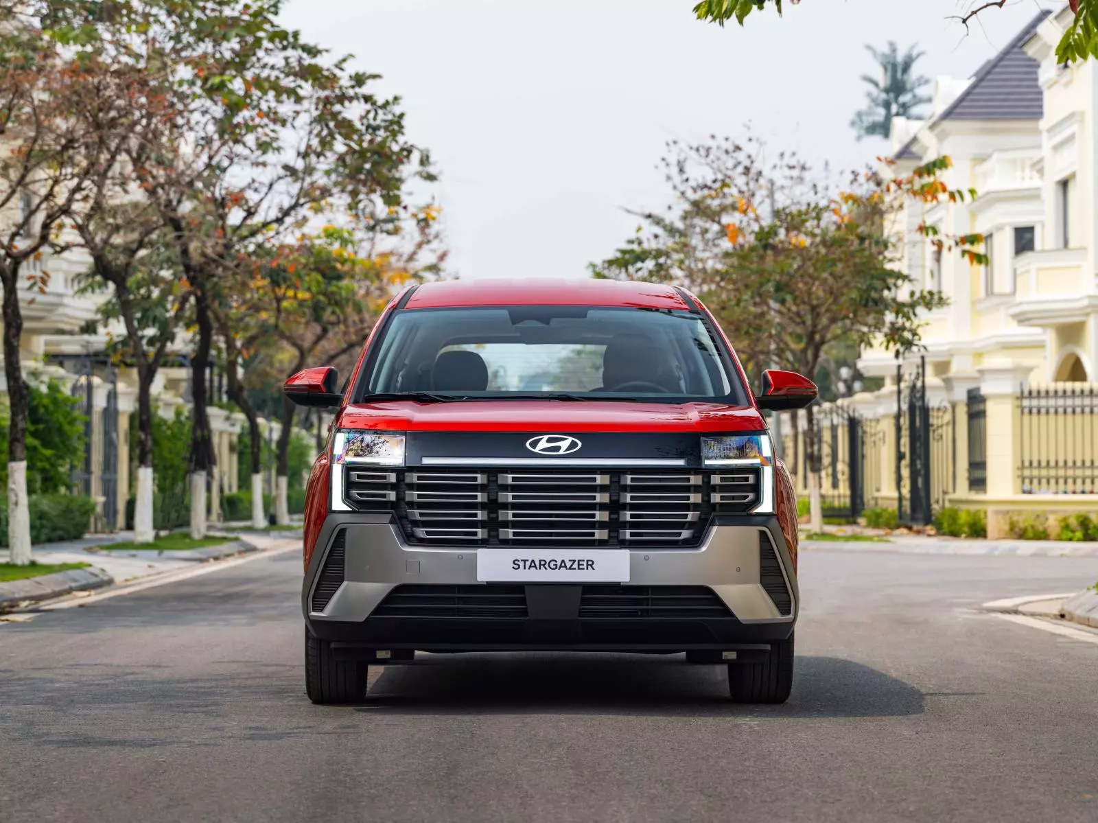Hyundai Stargazer 2026 mở bán tại Việt Nam: Lột xác toàn diện, có SmartSense, giá nhích nhẹ - Ảnh 2. Hyundai Stargazer 2026 mở bán tại Việt Nam: Lột xác toàn diện, có SmartSense, giá nhích nhẹ - Ảnh 2.