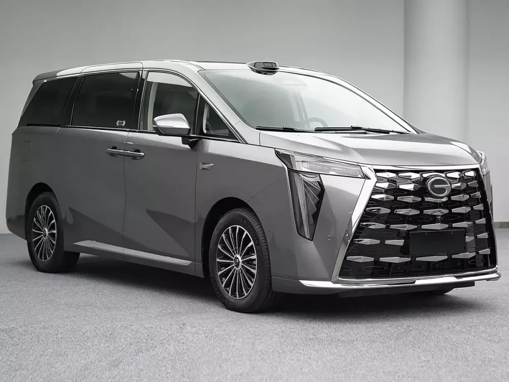 MPV cỡ lớn GAC M8 đang bán ở Việt Nam có thêm phiên bản L mới