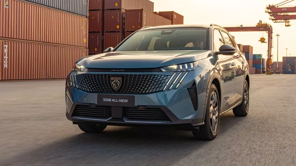 Peugeot 3008 và 5008 2026 dùng chung động cơ tăng áp 1.6L