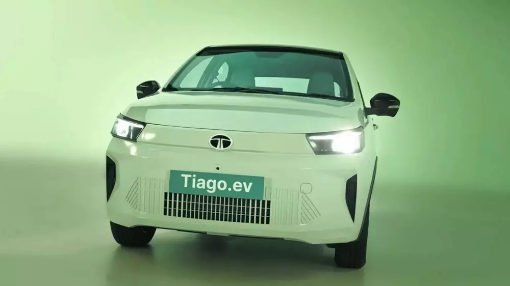 Mẫu xe giá chưa đến 130 triệu đồng của Tata trở lại với diện mạo mang phong cách châu Âu - Ảnh 2.