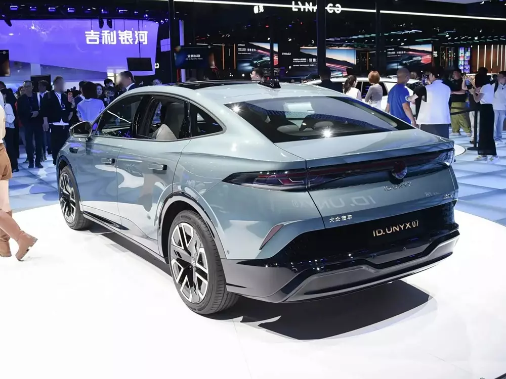 Volkswagen ID. Unyx 07 là xe điện với phạm vi di chuyển 558 km Volkswagen ID. Unyx 07 là xe điện với phạm vi di chuyển 558 km