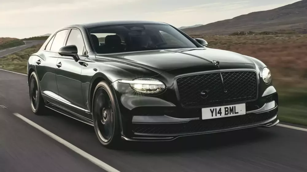 Bentley Flying Spur phiên bản mới trình làng, từ bỏ một thiết kế truyền thống được duy trì từ năm 1962 - Ảnh 1. Bentley Flying Spur phiên bản mới trình làng, từ bỏ một thiết kế truyền thống được duy trì từ năm 1962 - Ảnh 1.