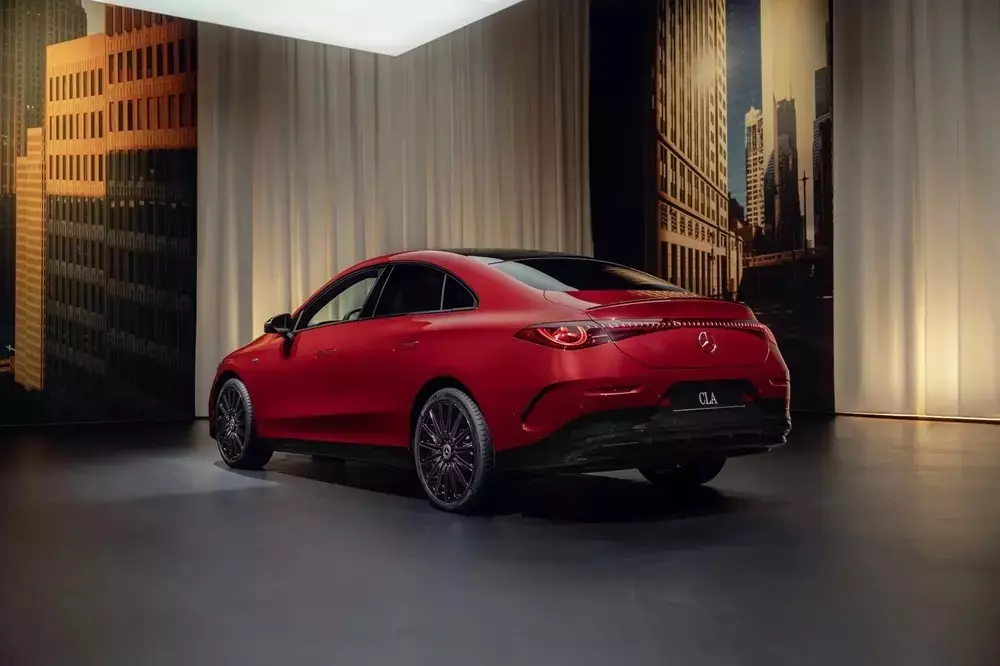 Xe điện Mercedes-Benz CLA chính thức được mở cọc ở Việt Nam, giá dự kiến dưới 1,7 tỷ đồng - Ảnh 3. Xe điện Mercedes-Benz CLA chính thức được mở cọc ở Việt Nam, giá dự kiến dưới 1,7 tỷ đồng - Ảnh 3.
