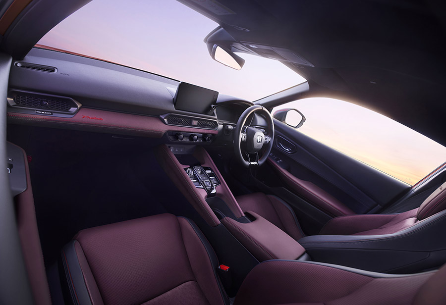 Honda-Prelude-Bordeaux-Interior.jpg Honda-Prelude-Bordeaux-Interior.jpg