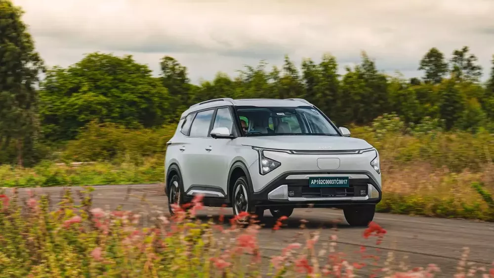 MPV 7 chỗ Kia Carens EV được đăng ký tại Indonesia, liệu có bán ở Việt Nam? MPV 7 chỗ Kia Carens EV được đăng ký tại Indonesia, liệu có bán ở Việt Nam?