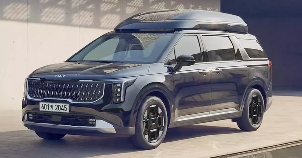Kia Carnival có thêm phiên bản trần cao mới với nội thất 9 chỗ rộng rãi