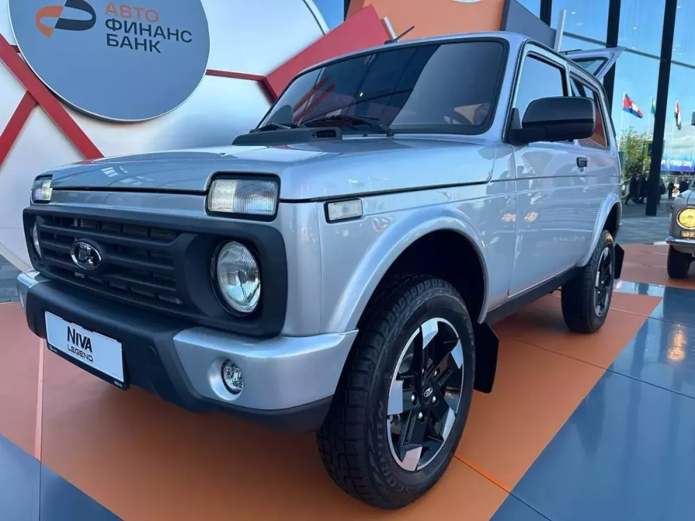 Lada Niva lần đầu có túi khí và thân xe chống gỉ sau 49 năm bám trụ trên thị trường - Ảnh 3. Lada Niva lần đầu có túi khí và thân xe chống gỉ sau 49 năm bám trụ trên thị trường - Ảnh 3.