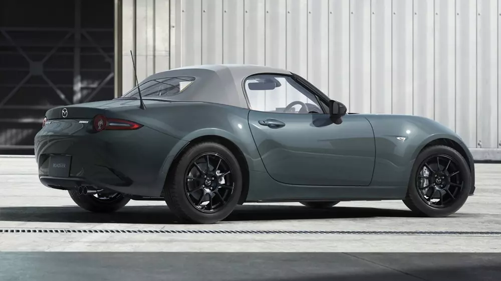mazda-mx-5-ps-2027-fe16 Mazda MX-5 PS 2027 vẫn dùng động cơ xăng 1.5L