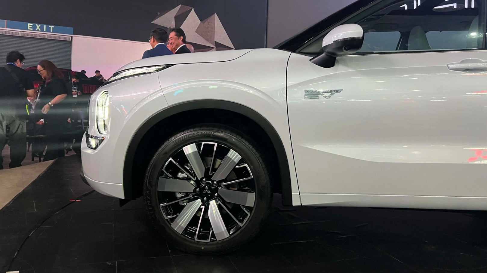 Mitsubishi Outlander PHEV 4.jpg Mitsubishi Outlander PHEV 4.jpg