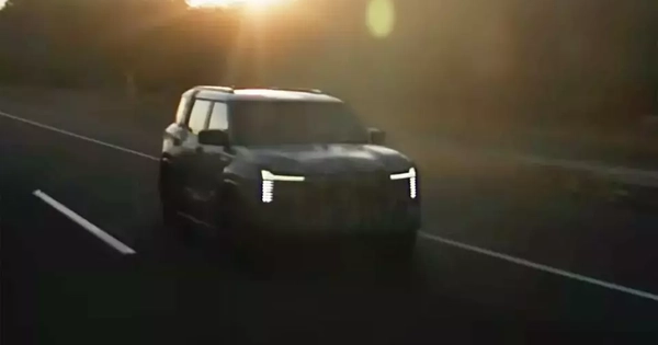 Mitsubishi cho các đại lý xem trước thiết kế của Pajero thế hệ mới, dùng động cơ hybrid