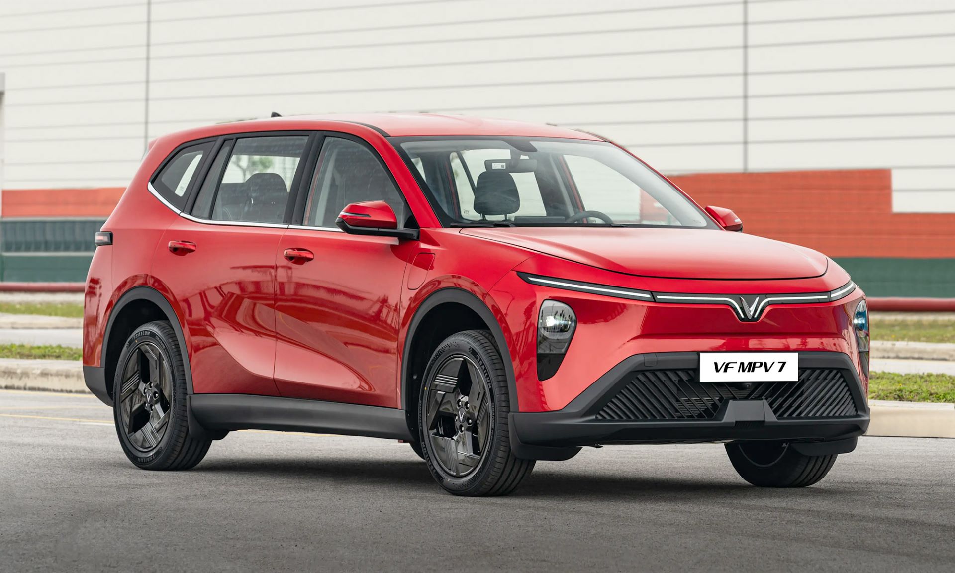 MPV 7 2 (5).jpg MPV 7 2 (5).jpg