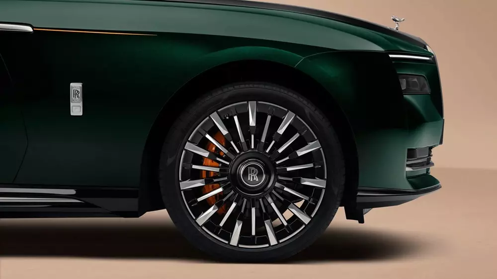 Ra mắt Rolls-Royce Spectre Series II với nội thất xa hoa, động cơ mạnh hơn và phạm vi di chuyển dài hơn - Ảnh 3.