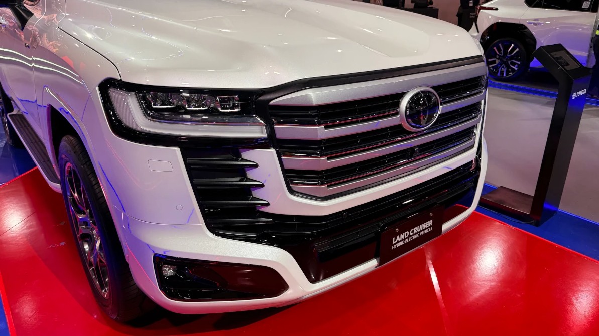 toyota-land-cruiser-hybyrid-2026-pims 3.jpg toyota-land-cruiser-hybyrid-2026-pims 3.jpg