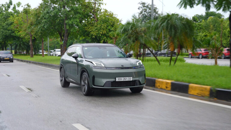 Lynk & Co 08 có gì khiến chủ Porsche, G63… phải khen?