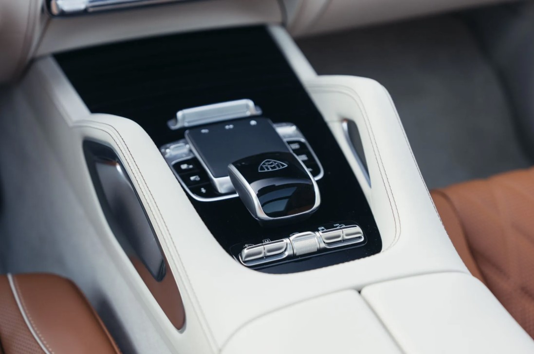 2026-Mercedes-Maybach-GLS-680-9.jpg 2026-Mercedes-Maybach-GLS-680-9.jpg