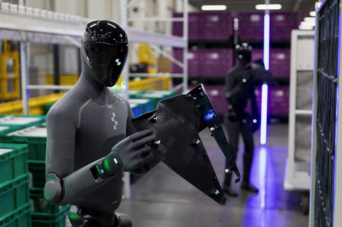 BMW- robot-4.jpg BMW- robot-4.jpg