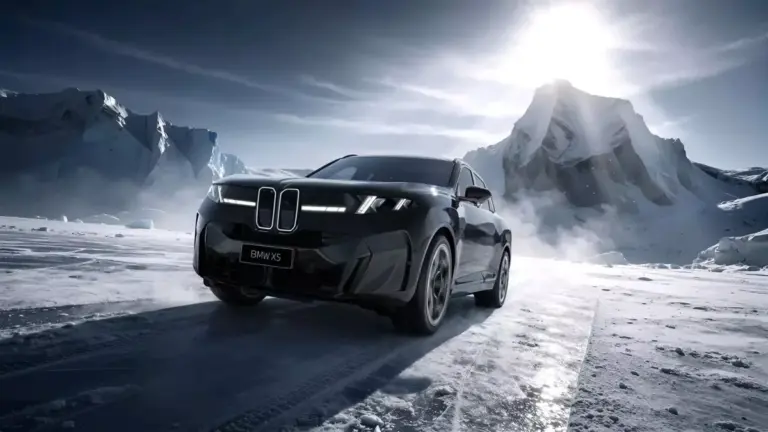 Mới ra mắt không lâu, BMW X5 đã được bổ sung bản trục cơ sở dài với nội thất rộng hơn cả X7