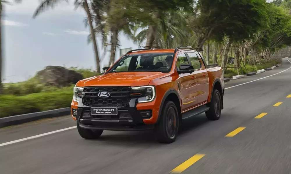 ford-ranger-e653-2 Doanh số xe bán tải tháng 5/2026: Bộ đôi Toyota Hilux và Mitsubishi Triton cùng tuột dốc - Ảnh 1.