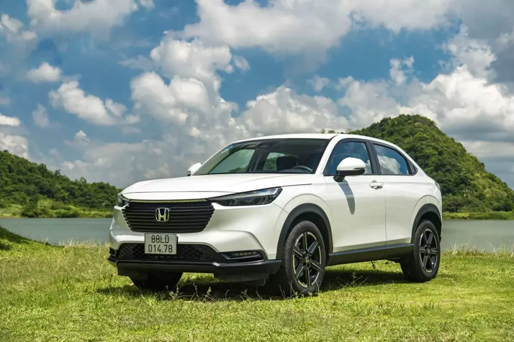 honda-hr-v-9bdc Honda HR-V bản tiêu chuẩn được giảm giá còn 669 triệu đồng, City nhận ưu đãi ít nhất 50 triệu - Ảnh 1.