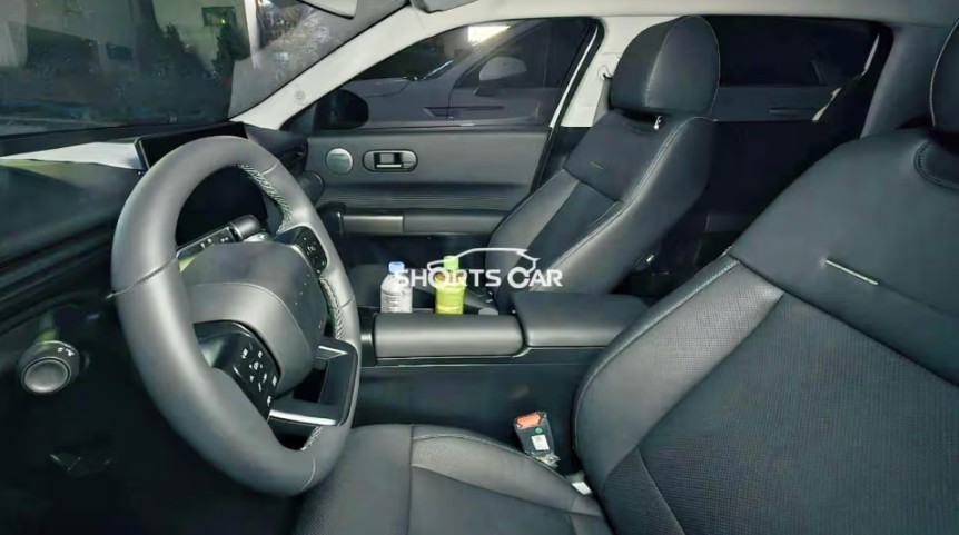 Hyundai Elantra 2027-a113.jpg Hyundai Elantra 2027-a113.jpg