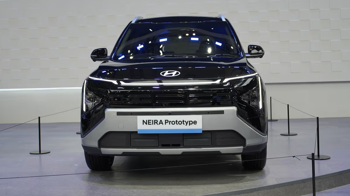 Hyundai Neira-1.jpg Hyundai Neira-1.jpg