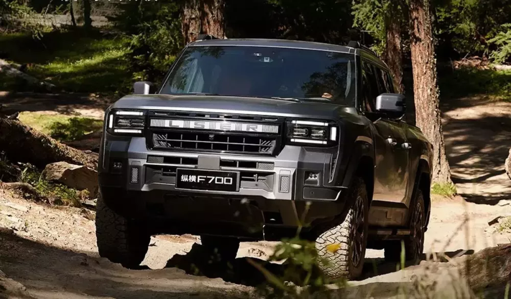 jetour-zongheng-f700-b594-1 Một mẫu xe bán tải mới mang diện mạo giống Toyota Land Cruiser sắp gia nhập cuộc đua với Hilux - Ảnh 1.