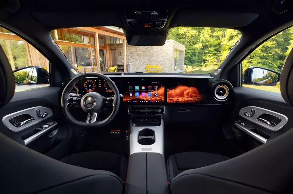 Khoang lái của Mercedes-Benz GLA 2027