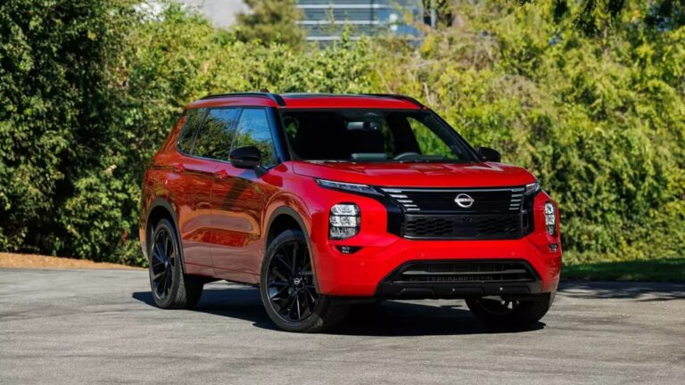 Nissan xác nhận khai tử hai dòng xe Teana và X-Trail Plug-In Hybrid