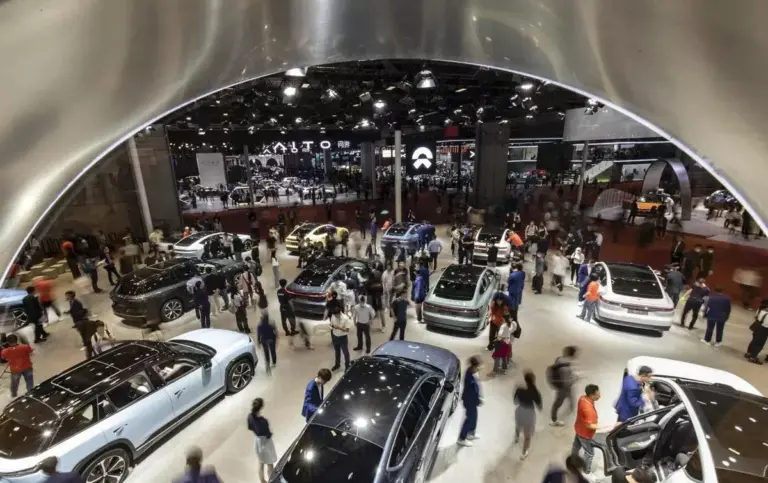 Trung Quốc tung ra 650 mẫu ô tô mới chỉ trong nửa đầu năm 2026