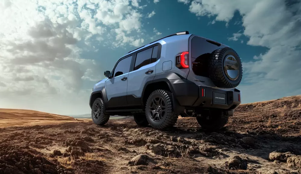 Toyota Land Cruiser FJ dùng chung động cơ với Fortuner