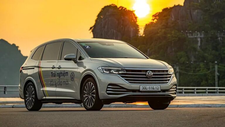 Volkswagen Việt Nam khuyến mại hàng trăm triệu đồng cho khách hàng mua xe trong tháng 7/2026