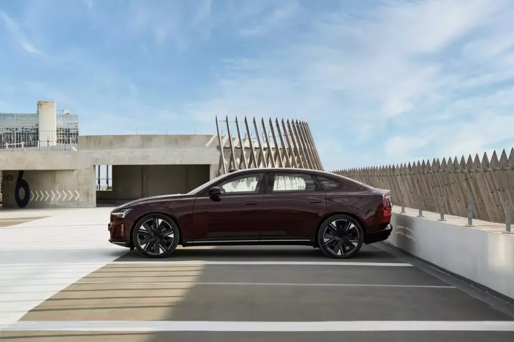 Volvo ES90 là mẫu xe có thiết kế ngoại thất độc đáo