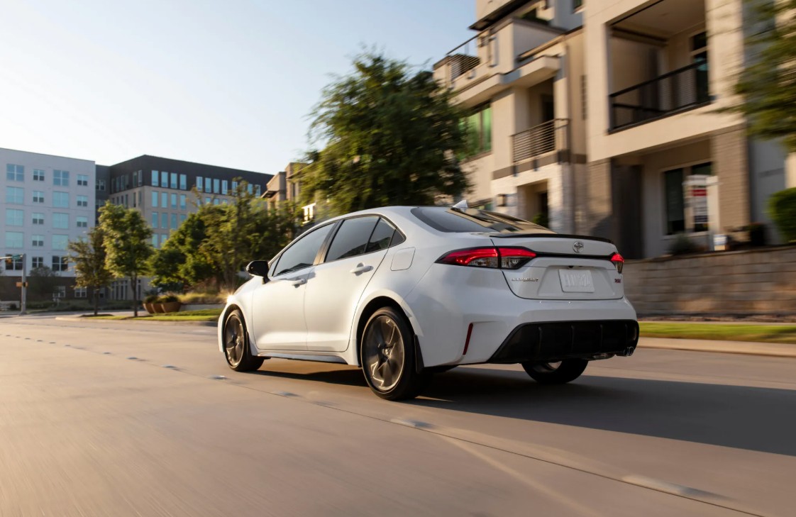 2027-Toyota-Corolla-818-8.jpg 2027-Toyota-Corolla-818-8.jpg