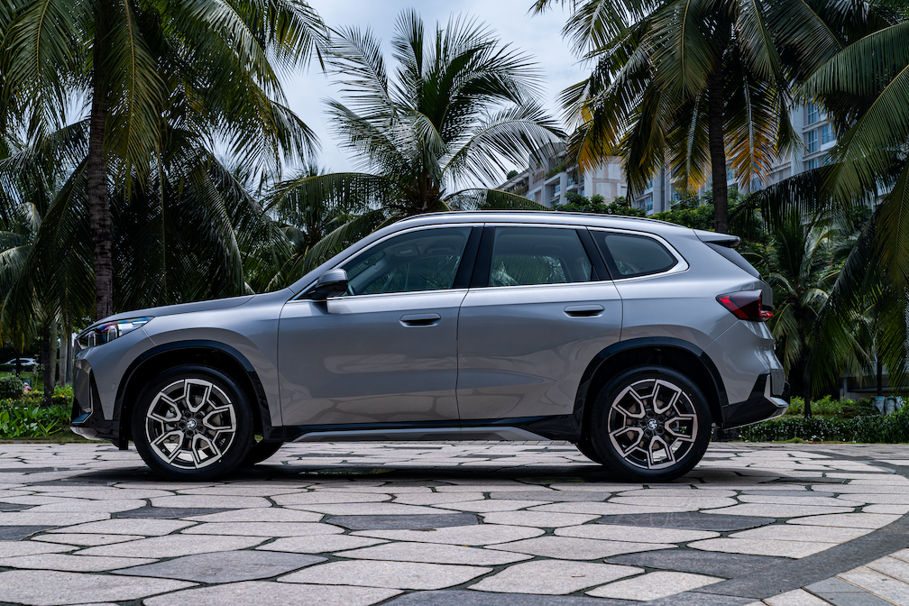BMW X1709.png BMW X1709.png