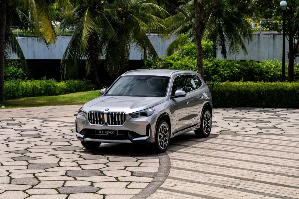 bmw-x1-8-7ee2 BMW X1 2026 ra mắt Việt Nam: Giá từ 1,668 tỷ đồng, cạnh tranh Mercedes-Benz GLA và Audi Q3- Ảnh 1.