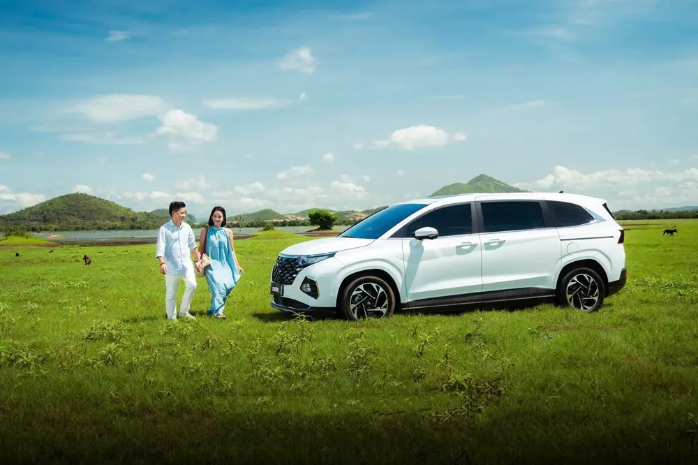 doanh-so-xe-mpv-thang-6-2026-hyundai-custin-2a4d Doanh số xe MPV tháng 6/2026: Toyota Innova Cross chỉ bán thua VinFast Limo Green - Ảnh 10.