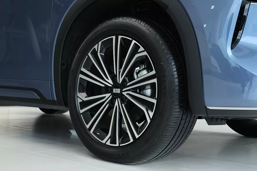 Bộ mâm hợp kim đa chấu của Geely Starray EM-R