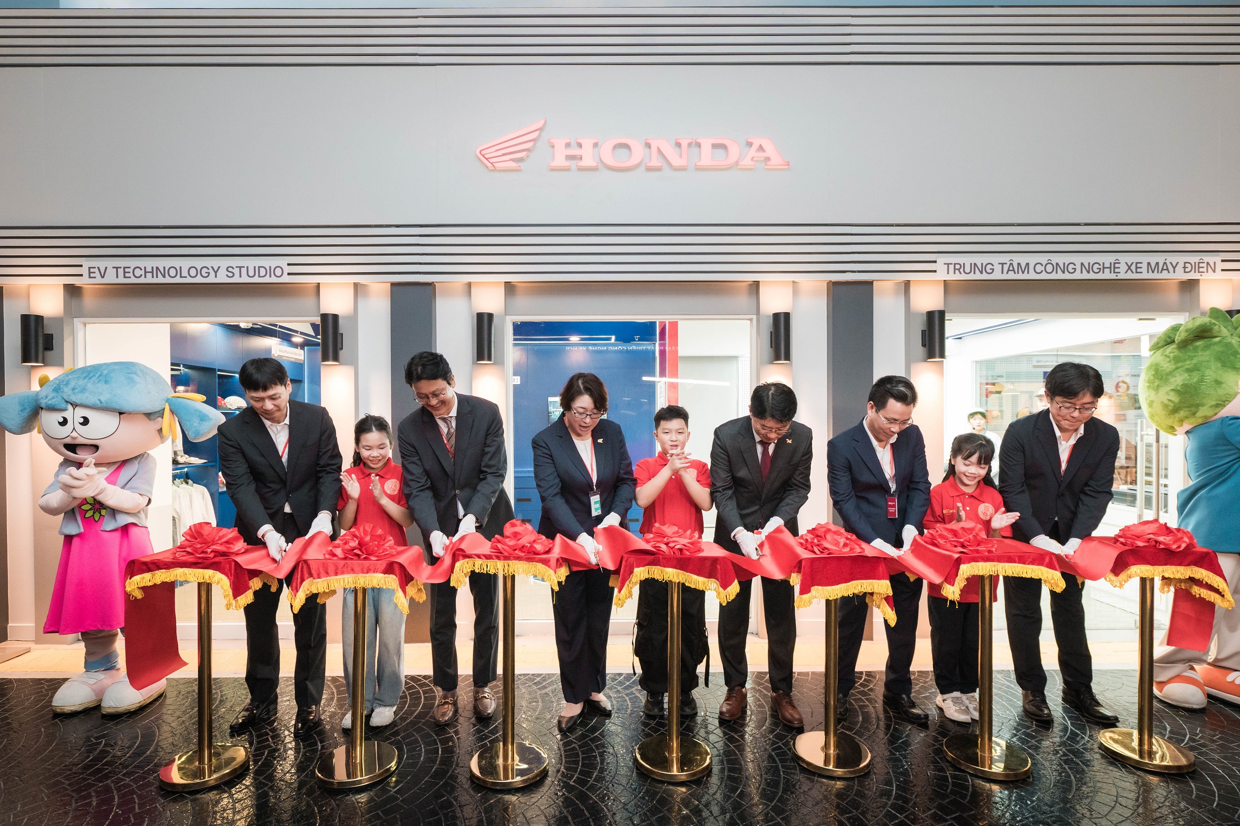 Honda (11).jpg Honda (11).jpg