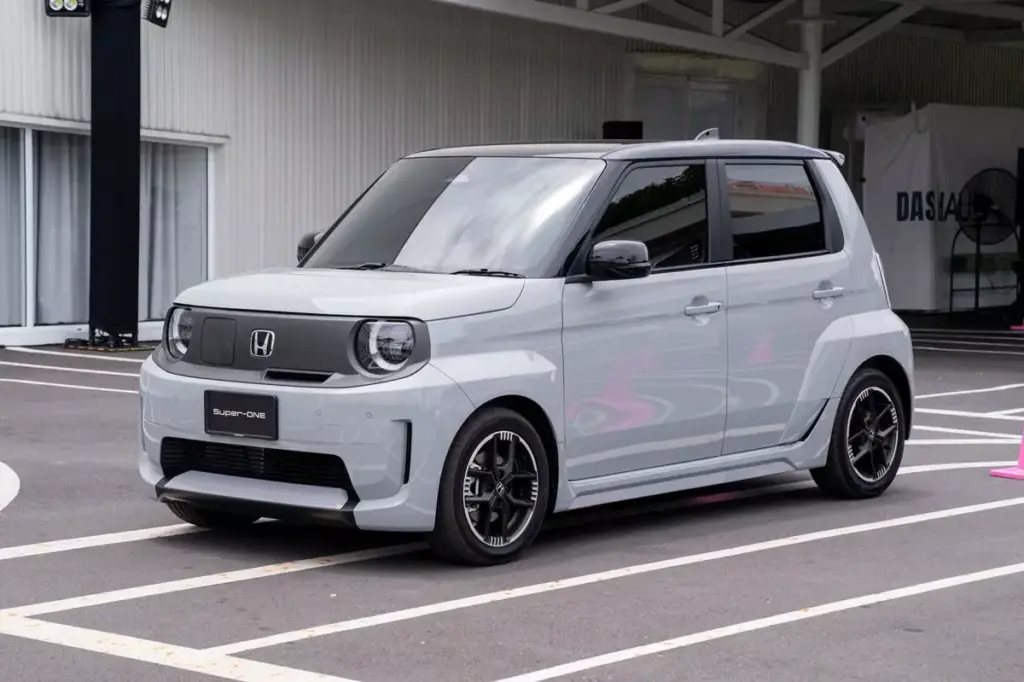 Xe điện “bé hạt tiêu” Honda Super-One được bán tại Thái Lan với giá ngang HR-V, có gói phụ kiện nửa tỷ đồng