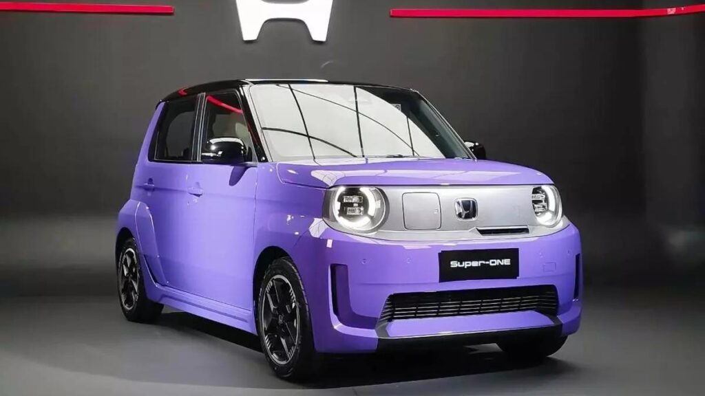 Xe điện “bé hạt tiêu” Honda Super-One được trưng bày tại Indonesia, nhận cọc vào tháng sau