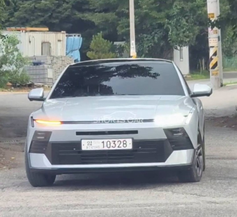 Hyundai Avante.jpg Hyundai Avante.jpg