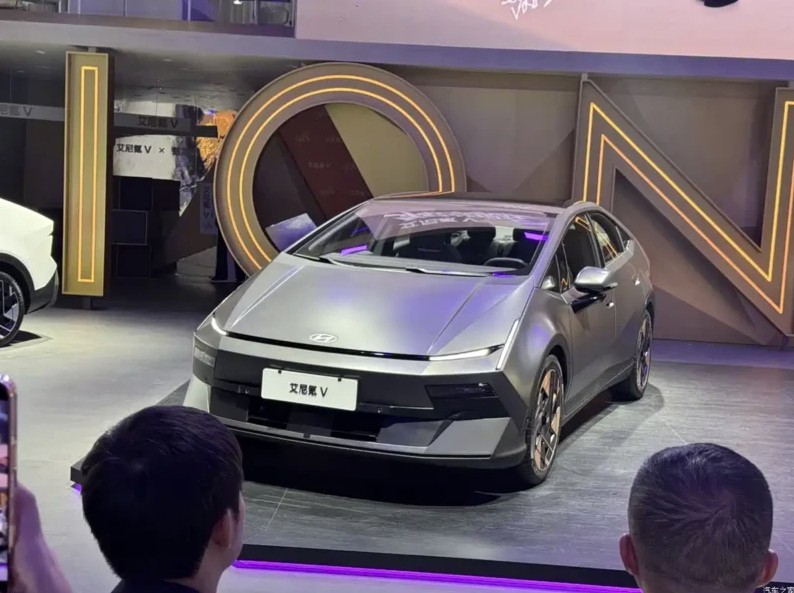 Hyundai Ioniq V -a2.jpg Hyundai Ioniq V -a2.jpg