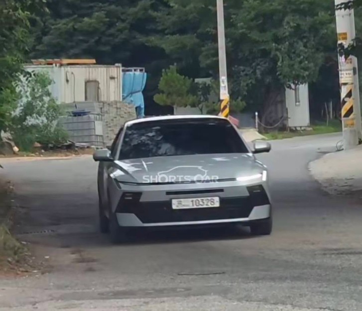 Hyundai Avante 4.jpg Hyundai Avante 4.jpg