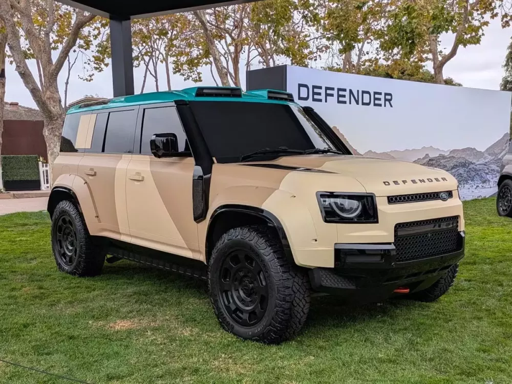land-rover-defender-dakar-4ad0 Land Rover Defender Dakar trình làng như phiên bản đường phố của chiếc xe chinh phục giải đua khắc nghiệt nhất hành tinh