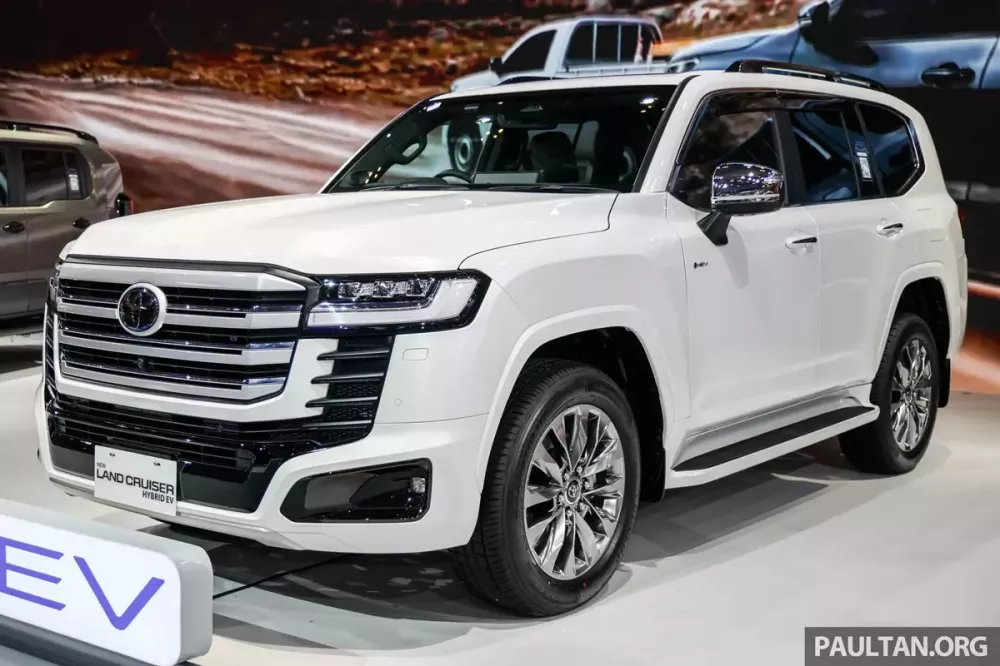 toyota-land-cruiser-hybrid-2026-b9d7 Toyota Land Cruiser Hybrid 2026 tiếp tục ra mắt Đông Nam Á trước ngày về Việt Nam - Ảnh 1.