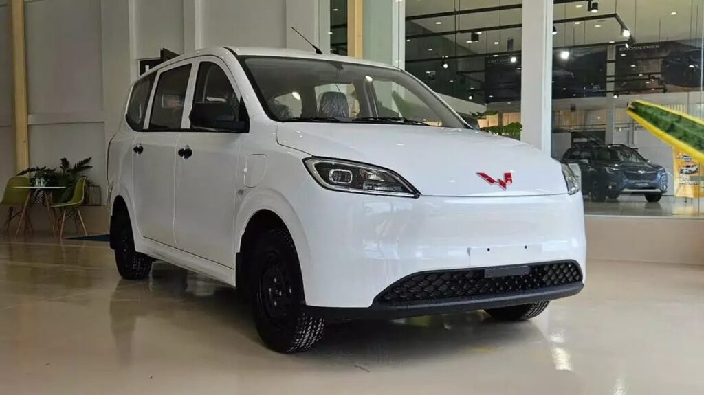 MPV 7 chỗ rẻ hàng đầu Việt Nam Wuling Grango có mặt tại đại lý, sẵn sàng bàn giao cho khách hàng