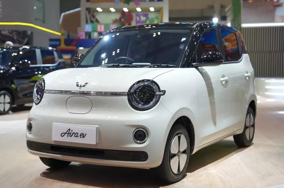 wuling-hongguang-mini-ev-2026-3-8afc Wuling Hongguang Mini EV 2026 sở hữu thiết kế đầu xe mới