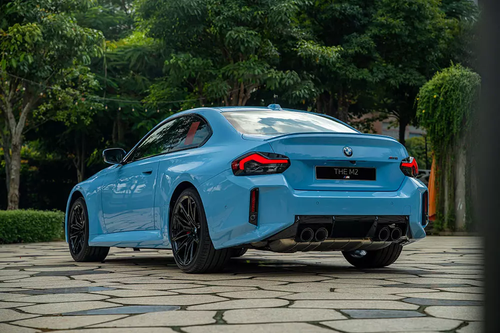 bmw-m2-eb6b M2 là mẫu xe cửa ngõ cho người mới bước vào thế giới của xe hiệu năng cao BMW M